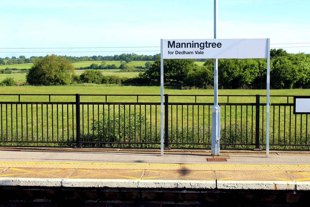 Manningtree station